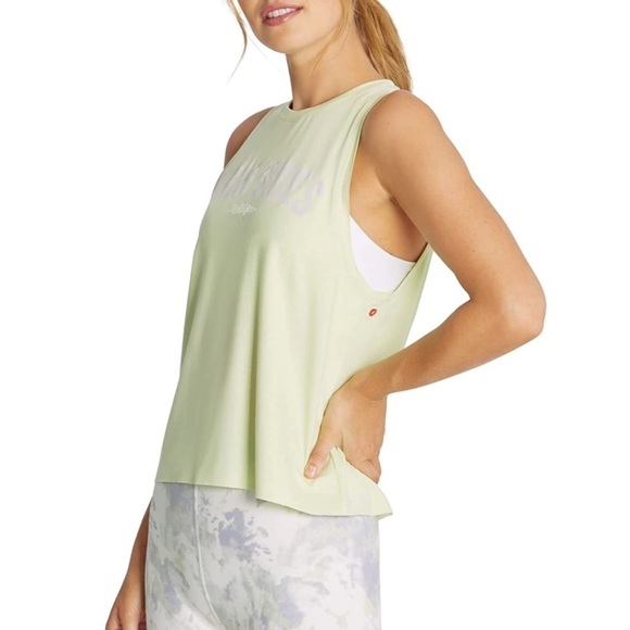 NWT Wildfox Vibes Cropped Tank in Shadow Lime - Picture 2 of 8